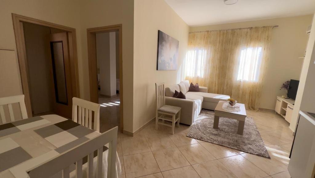 Villa Apartments S&F City Centre Tirana Exteriör bild