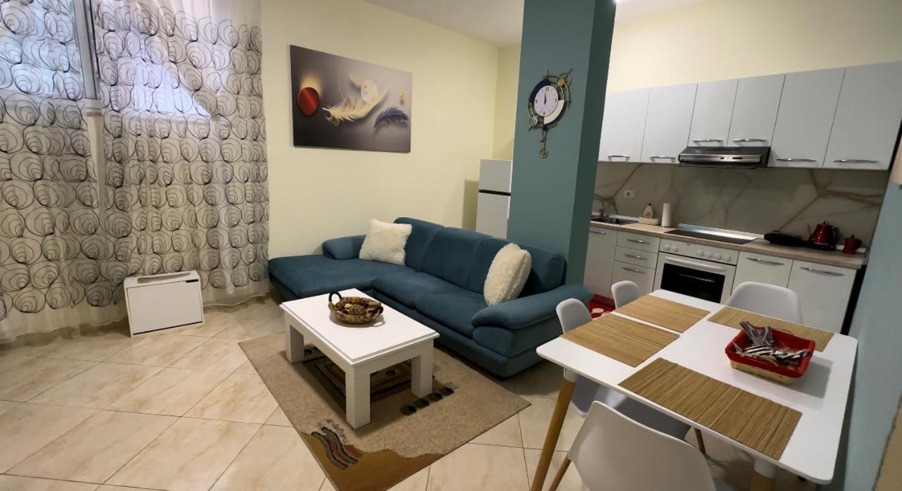 Villa Apartments S&F City Centre Tirana Exteriör bild
